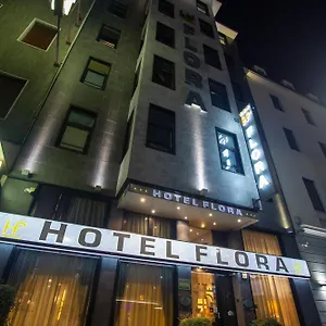 https://flora-milan.italymilanhotels.net
