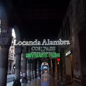 Hotel Alambra