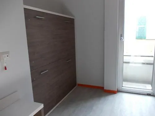 **  Hotel Nologo Cenova İtalya